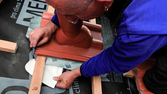 4. Manchet verlijmen