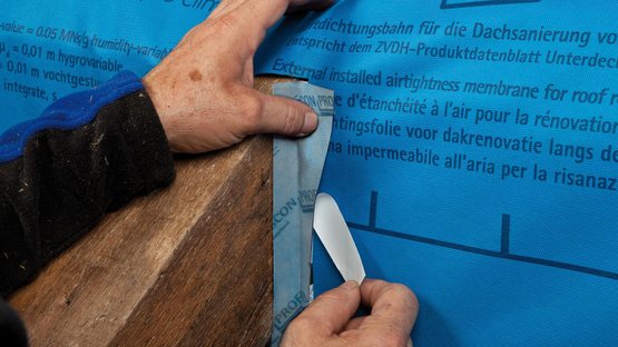 9. Op baan vastplakken