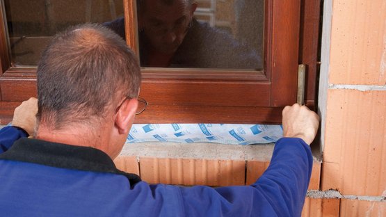 3a. Op kozijn verlijmen