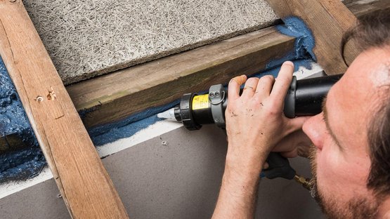 4. Brede voegen dichtmaken