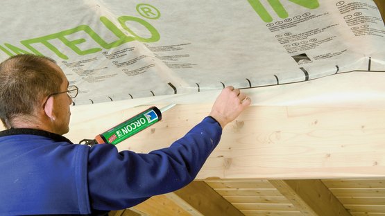 4. Aansluiting op hout